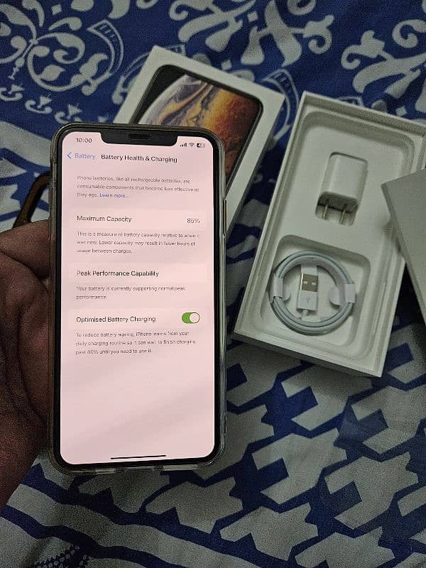 iphone xs max  256 GB pta approved 3