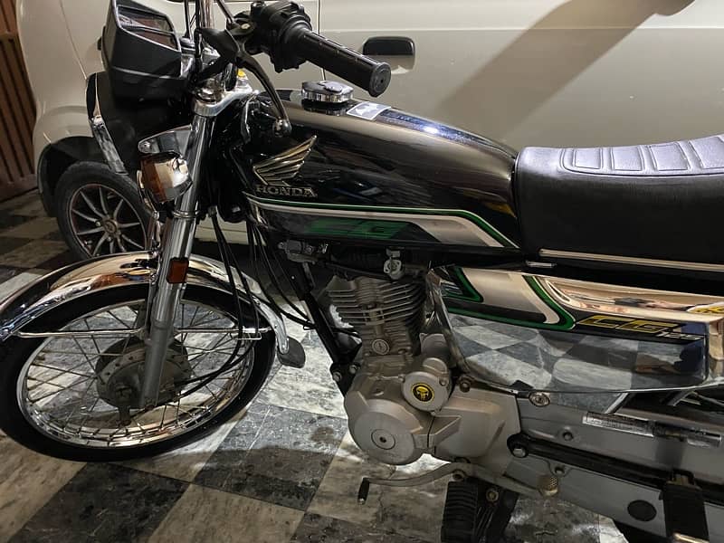 HONDA CG125s self start  22/23 3