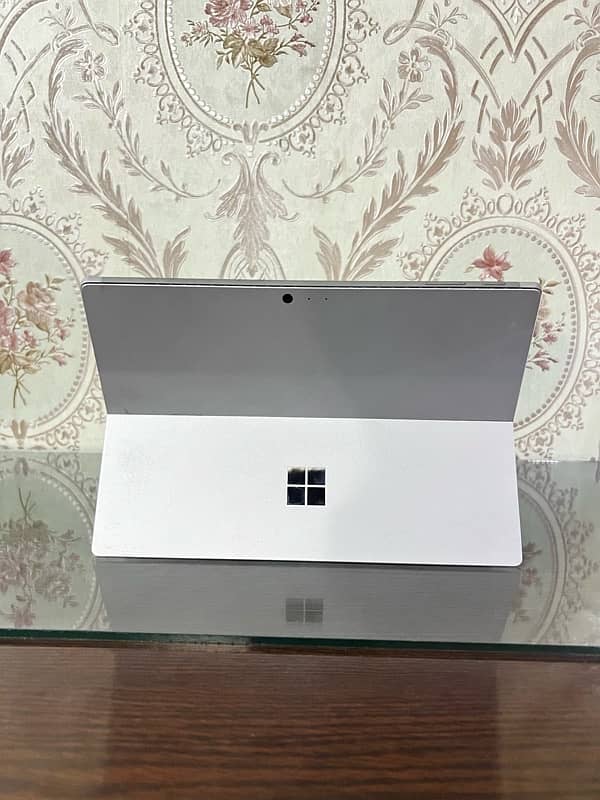 Surface pro 4 | 5 | 6 , Surface laptop 1 | 2 | 3 , [COD all over pak] 4