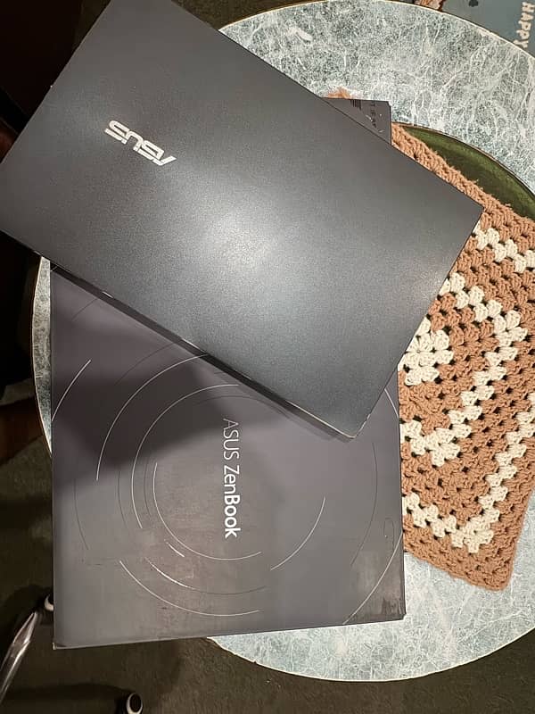 ASUS ZENBOOK 13 3