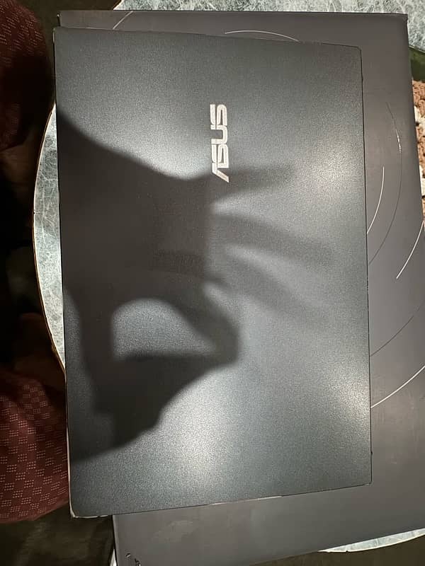 ASUS ZENBOOK 13 4