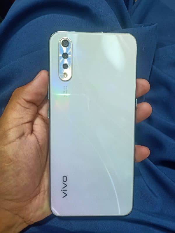 Vivo s1 0