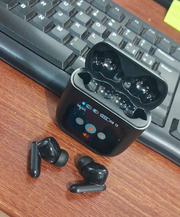 New SE60 Wireless Earbuds With Touch Screen Control 3