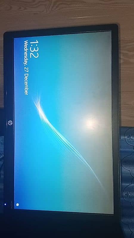 Hp 21.5 inch LCD  IPS professional lcd FHD 1920 x 1200 Resolution 1