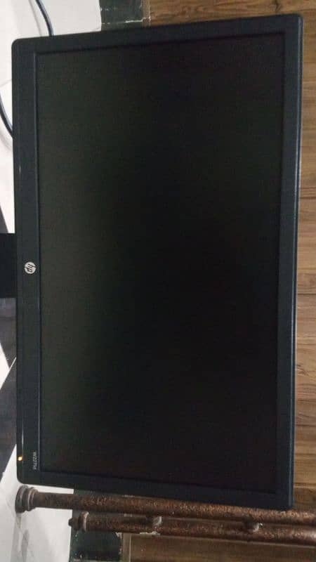 Hp 21.5 inch LCD  IPS professional lcd FHD 1920 x 1200 Resolution 2