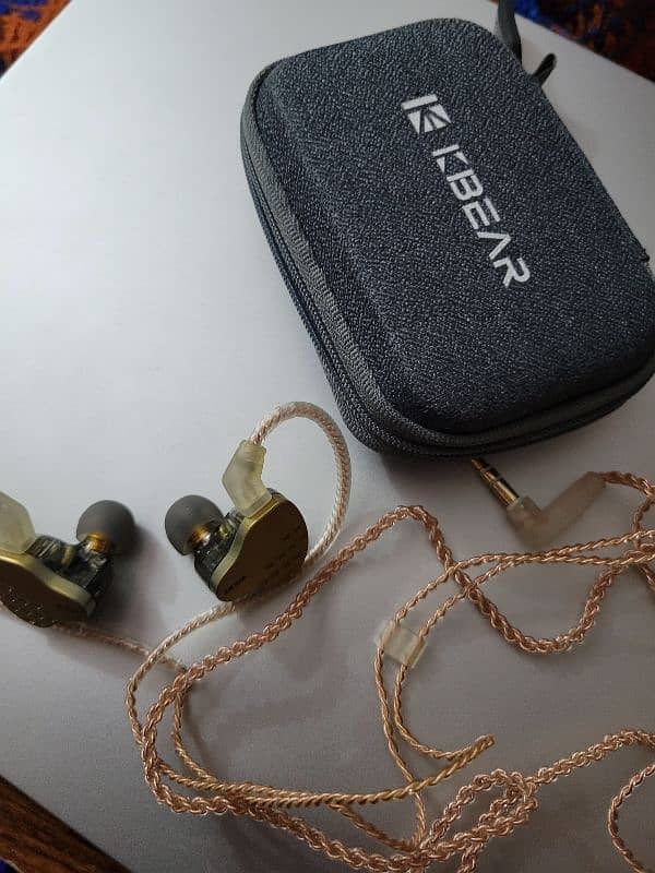 KBEAR Robin Hybrid IEM 3