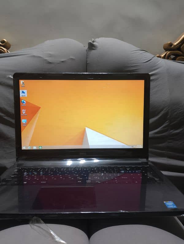 DELL Touch screen laptop in new condition 3