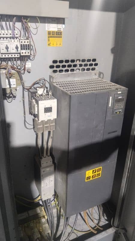 ATLAS COPCO SCREW AIR COMPRESSOR 4