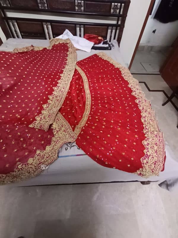 bridal lehnga 0