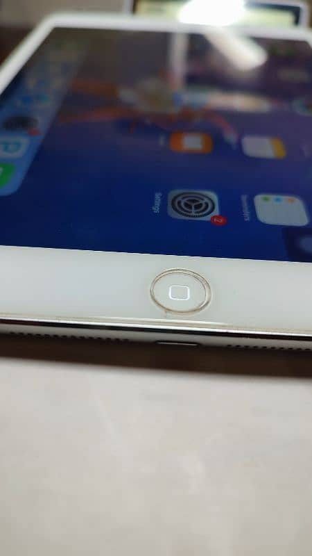 ipad mini 2 wifi 16GB 1