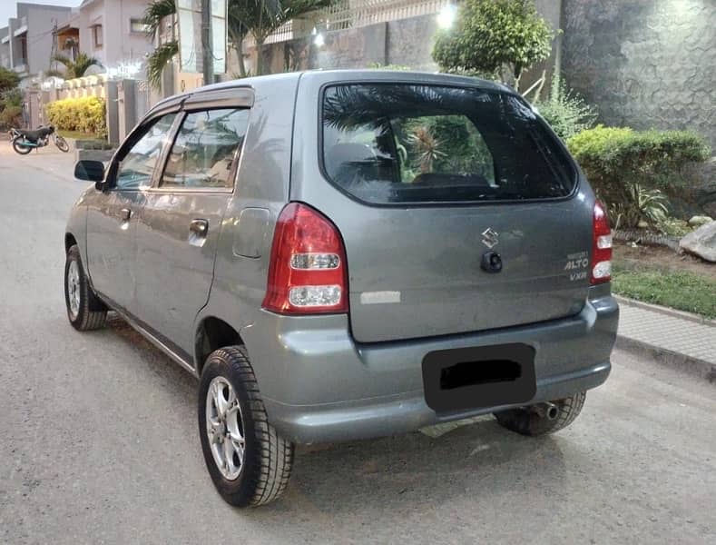 Suzuki Alto 2012 8