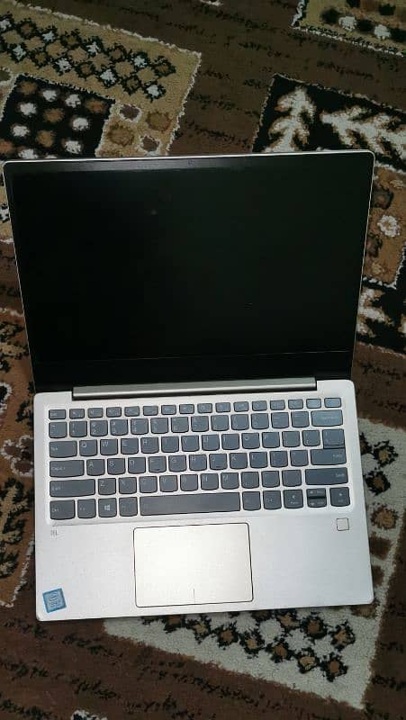 Lenovo Ideapad 720s i3kb 818V 3