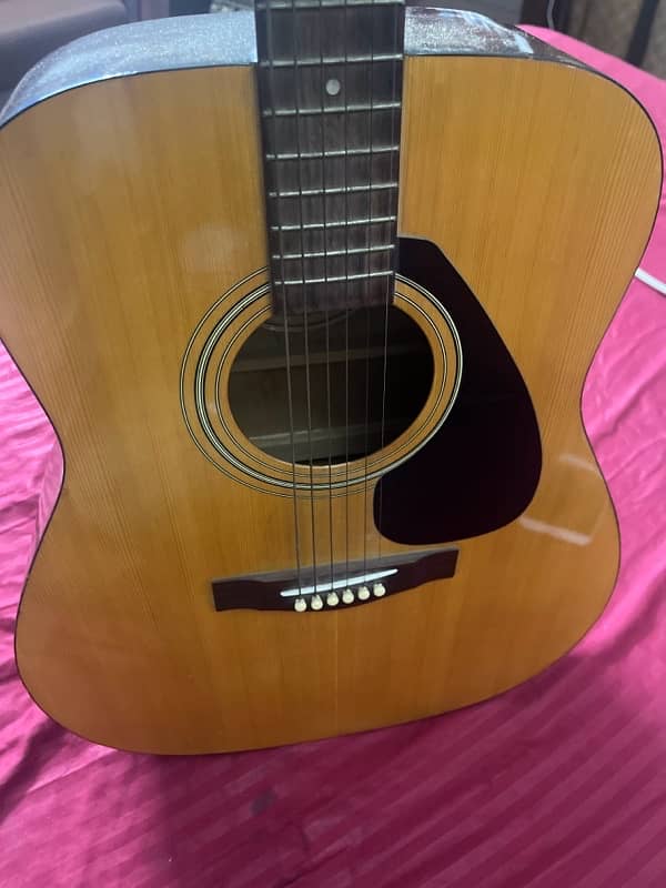 Yamaha guitar 2