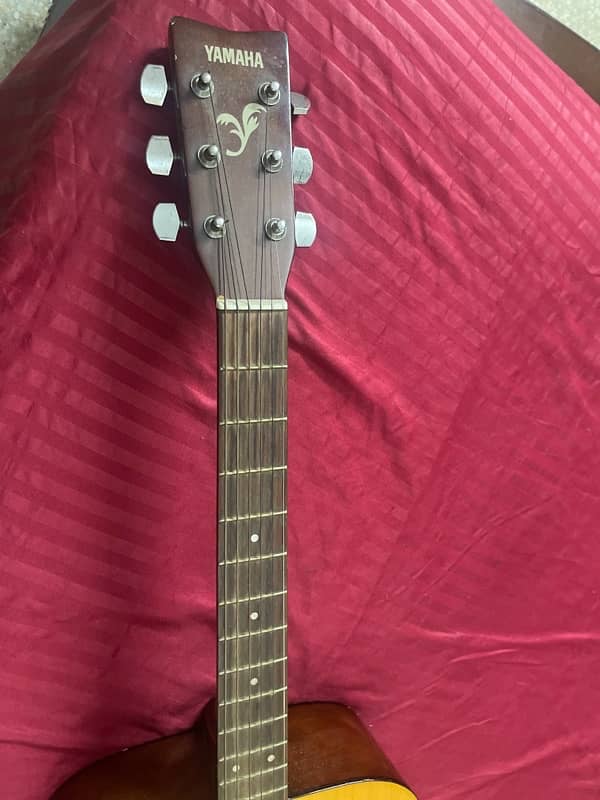 Yamaha guitar 3