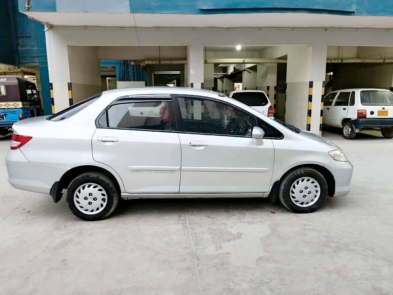 Honda City Vario 2005 Own Engine urgent sell 6