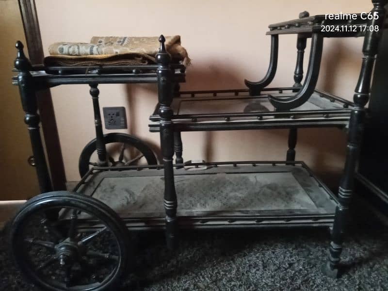 antique trolly 2