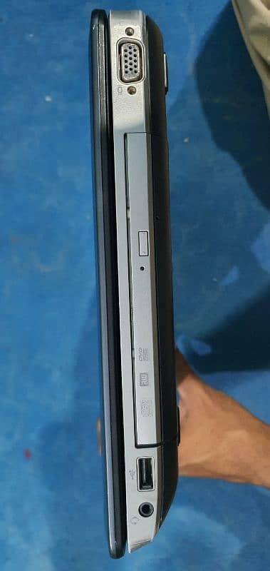 Dell Latitude E5530-i3 3rd gen-8GB-128 SSD-320 HDD-backlight keyboard 3