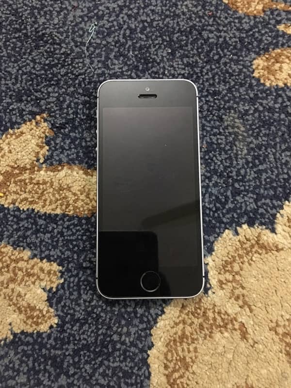 Apple iPhone SE 1Gen 32gb Non Pta For Sale 1