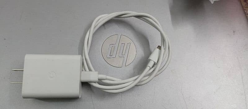 google pixel original charger 1