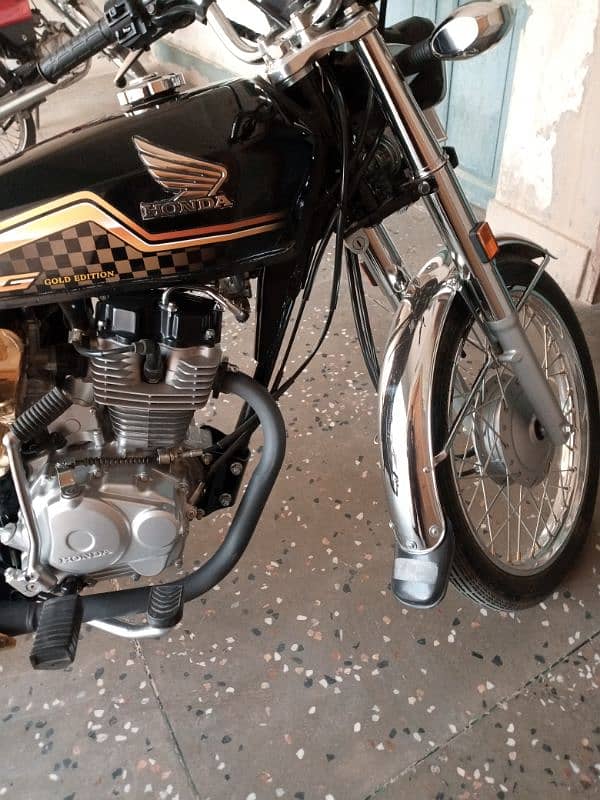 CG 125 black gold edition 2