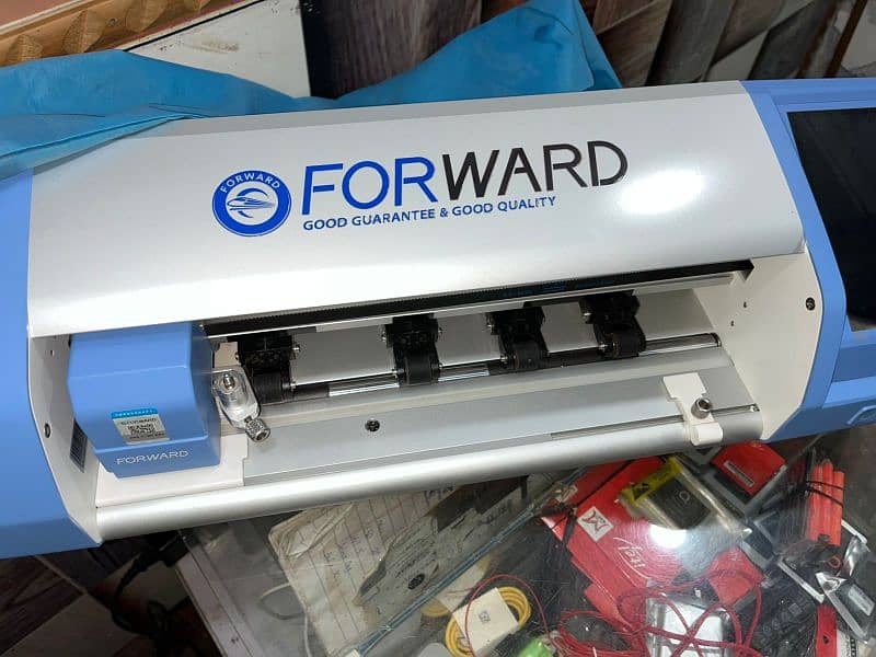 Farward Zero plus Mobile Back 3d sticker cutting Machine 2