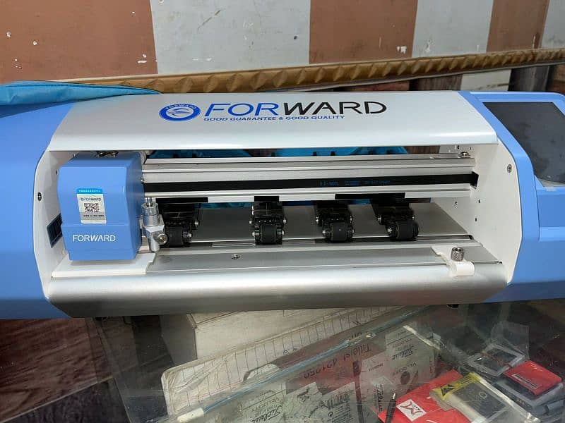 Farward Zero plus Mobile Back 3d sticker cutting Machine 3