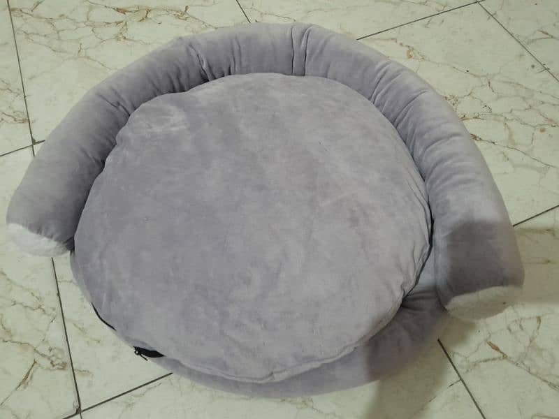 PET DOG & CAT BEDS 1