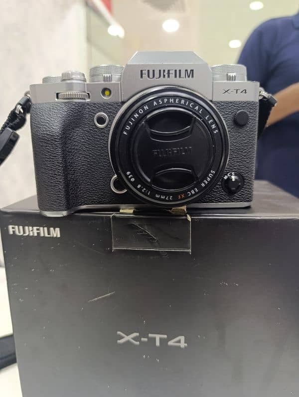 Fujifilm XT4 with 27mm Lens 0