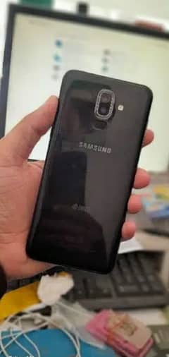 samsung j8 4/64 with box charger all ok phone