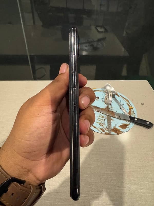 iphone XS Max 256gb non pta 4