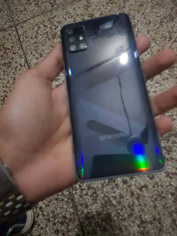 Samsung a51 7