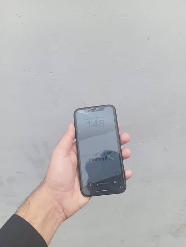 iphone xr 64  gb 2