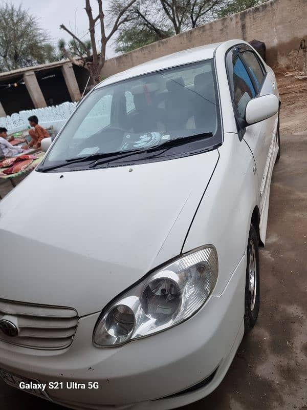 Toyota Corolla SE Saloon 2003 2