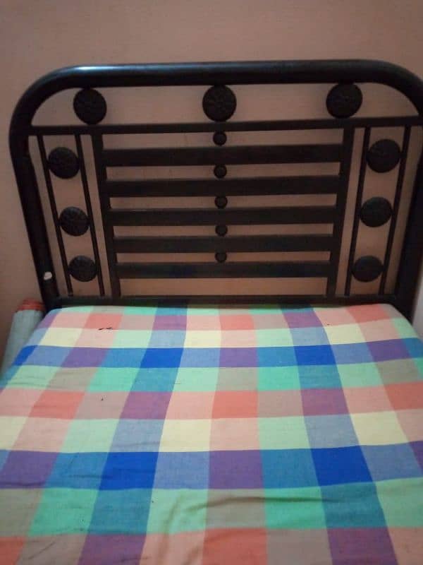 single bed for sale. 1