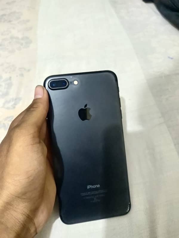 Iphone 7 plus 128gb Pta approved 3