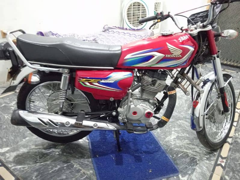 Honda 125 Model 2022 pka All Punjab Numbr 0