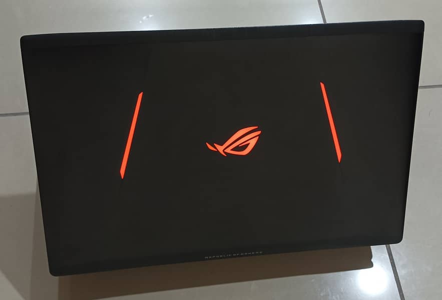 Asus Rog Strix Core i7 3.8GHz Gaming Laptop 3