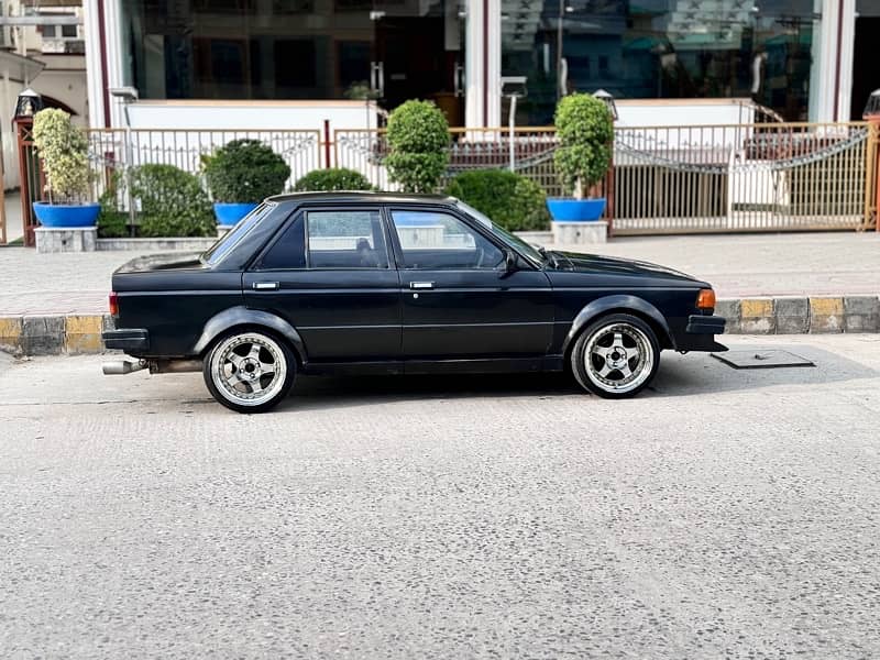 Nissan Sunny 1987 5