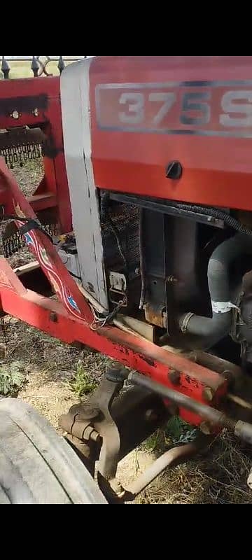 Massey Ferguson 375S 3