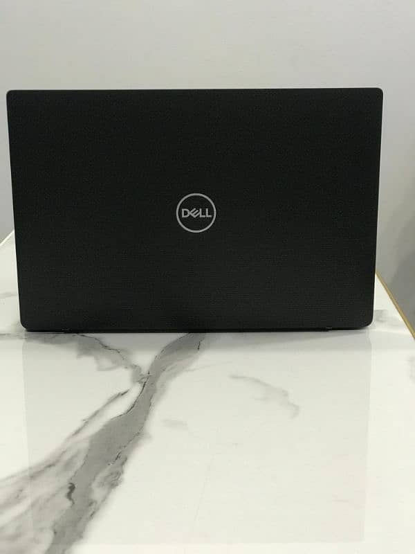 Dell Latitude 7400 - 14" FHD, Core i5 8th Gen, 16GB RAM, 256GB SSD 0