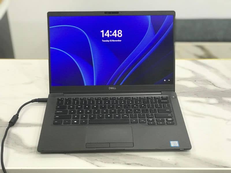 Dell Latitude 7400 - 14" FHD, Core i5 8th Gen, 16GB RAM, 256GB SSD 1