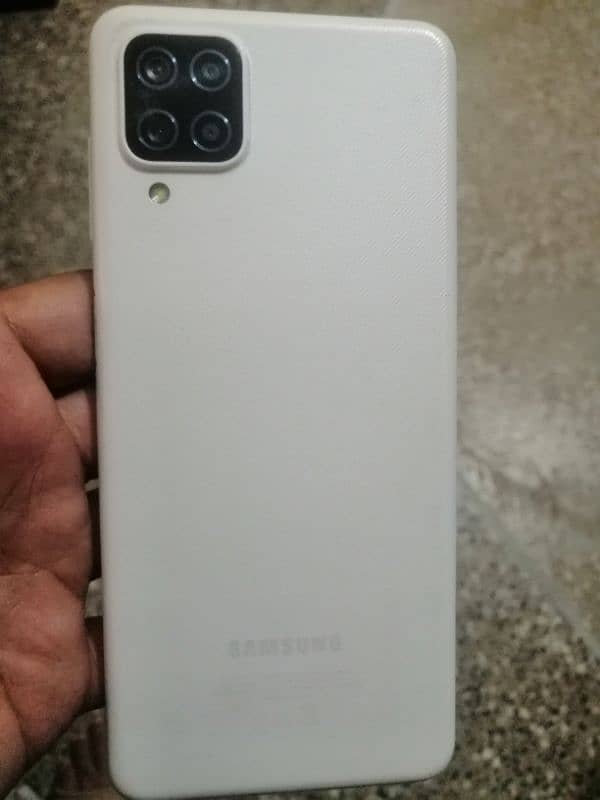 Samsung a12 0