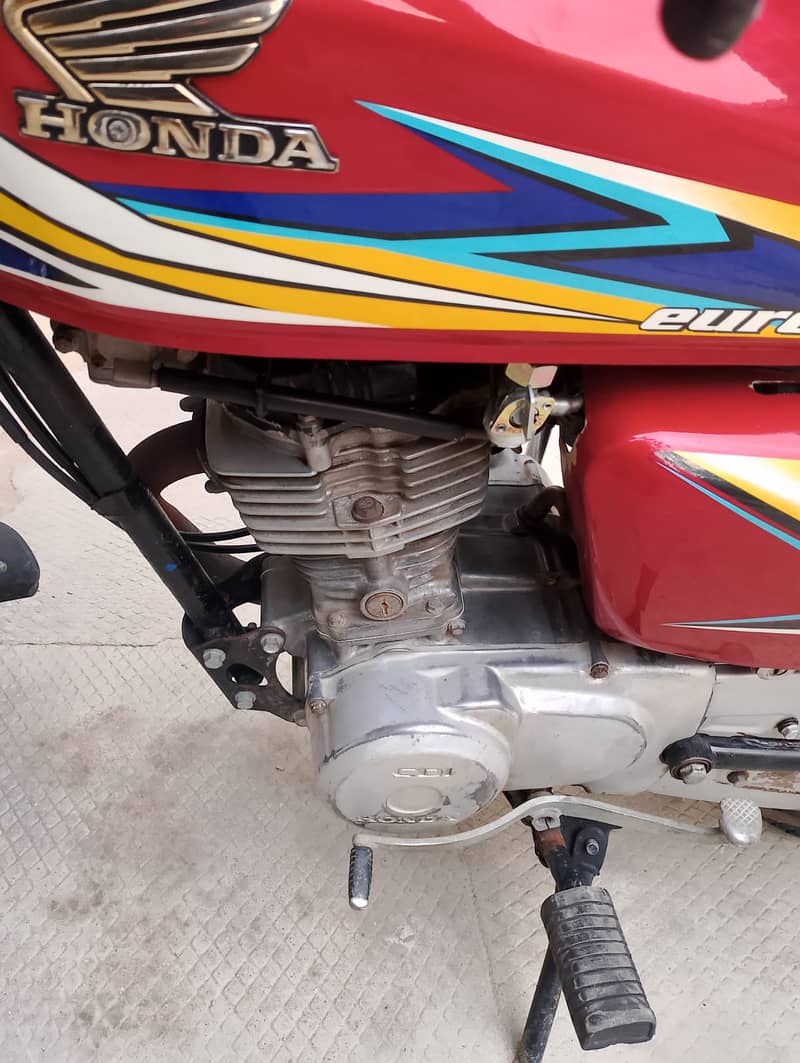 Honda CG 125 2019 (urgent sale). 8