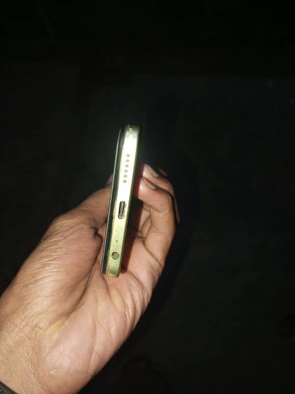 itel a70 for sale 3