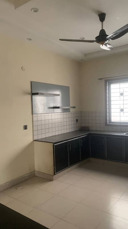 DC colony 1 kanal upper portion for rent 16