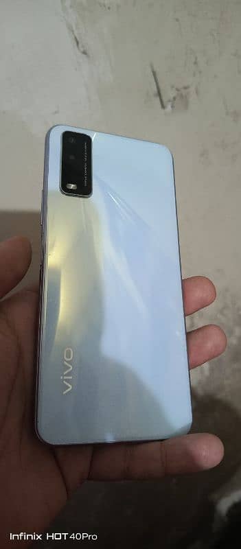 ViVo Y 20 1