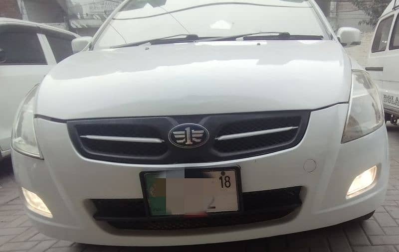 FAW V2 2018 excellent and new car in Mehran price 4