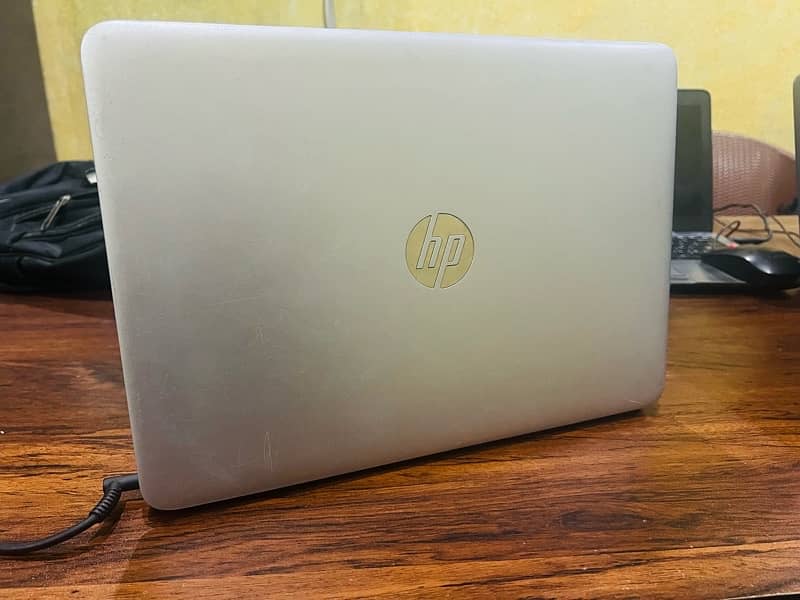 Hp Elite Book Core i5 6th generation 4