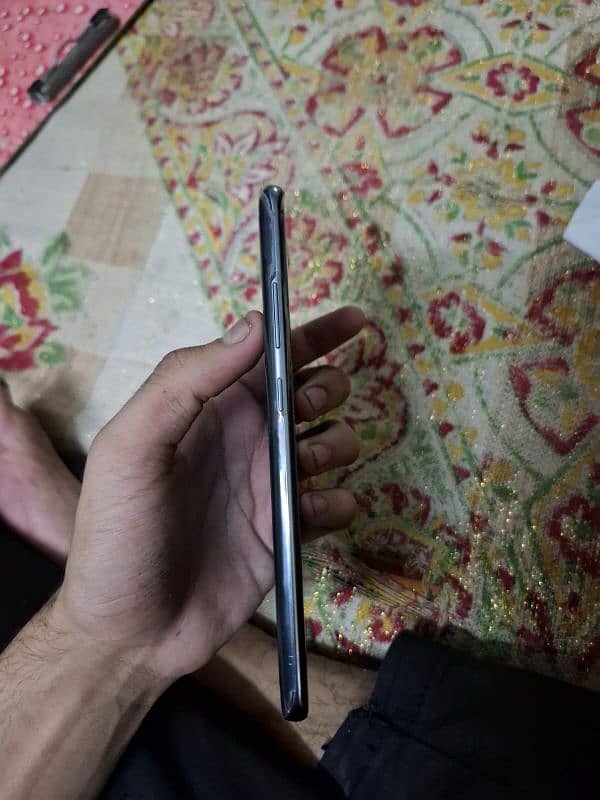 S10 plus 5g 8/512 GB Single Sim Waterpack ( urgent sale ) 2