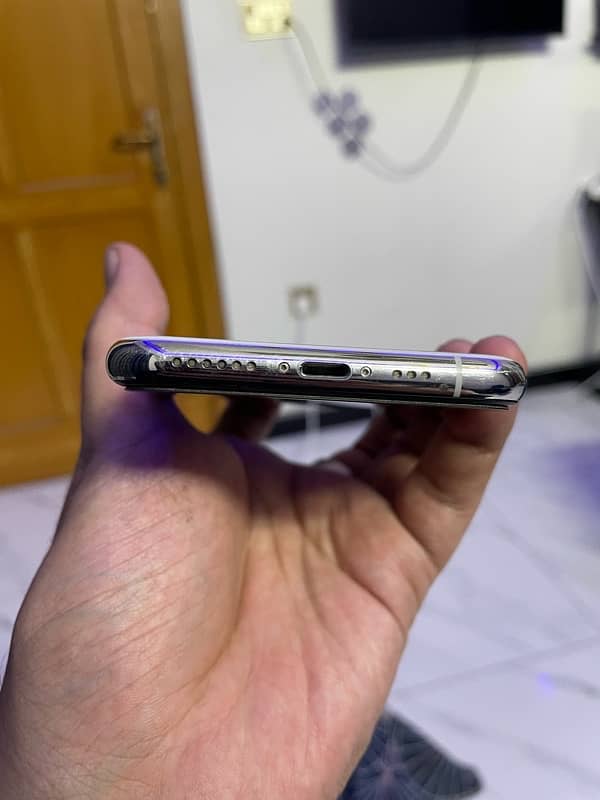 IPHONE 11 pro pta approved 256gb 93% health 4